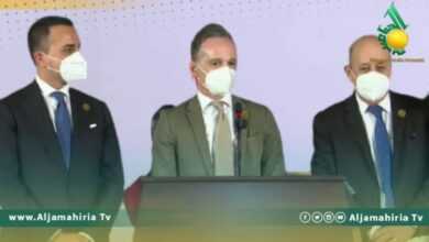 معربا عن استعداد