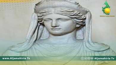 إعادة تمثال