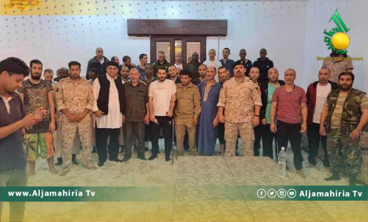 تبادل محتجزين