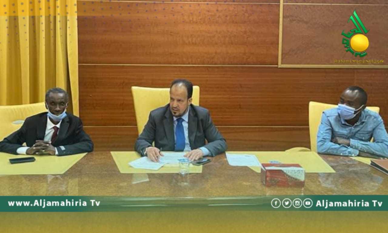 وزير الصحة يلتقي أعيان ربيانة