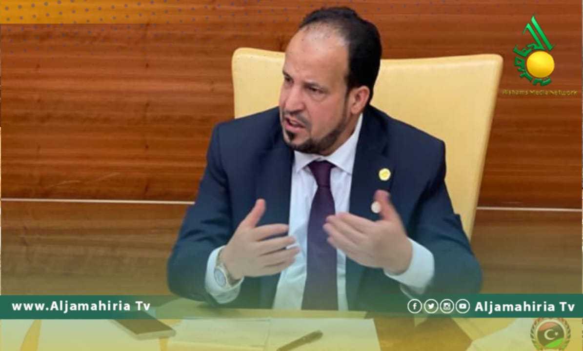 وزير الصحة يلتقى بمدراء المرافق الصحية