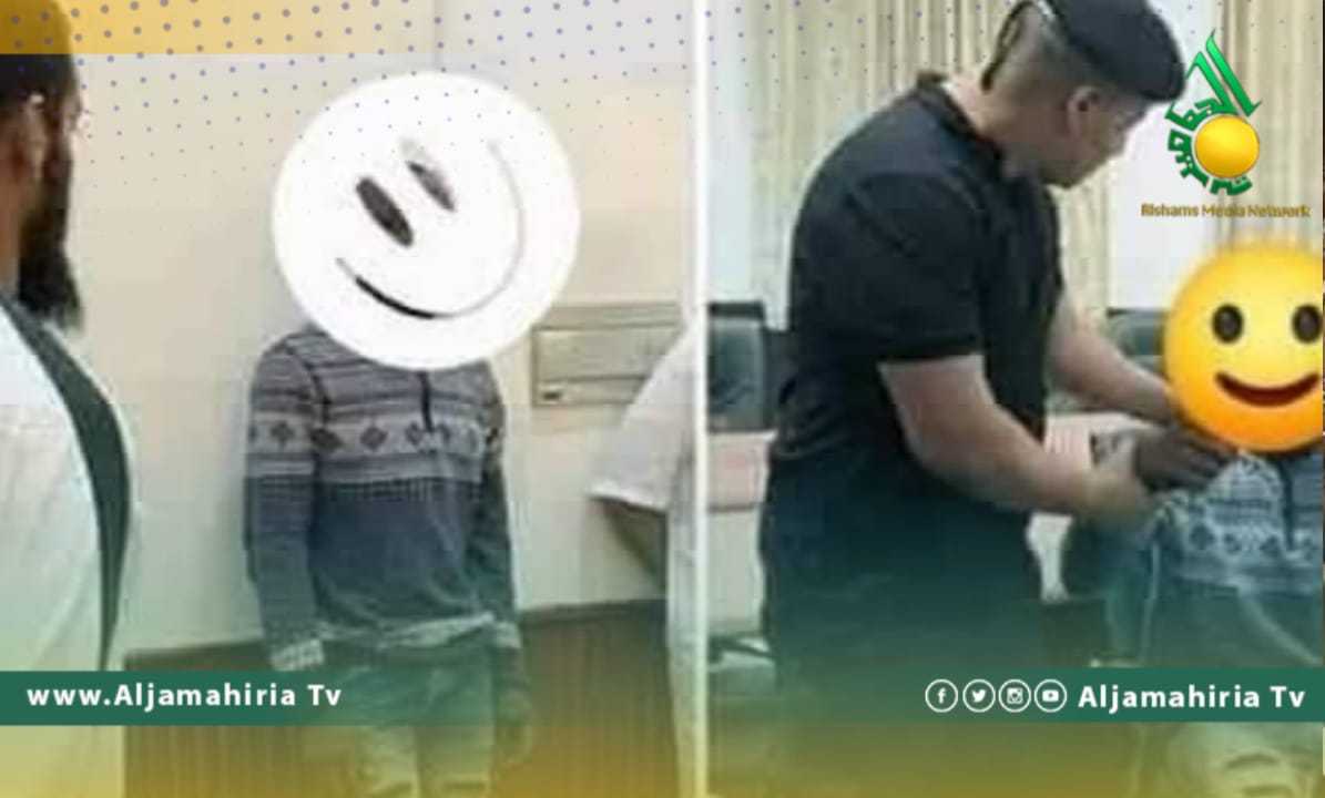 كاميروني يستخدم الدين