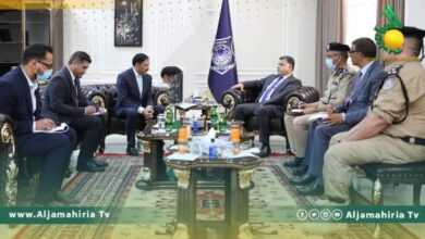 وزير الداخلية يبحث تسهيل دخول العمالة