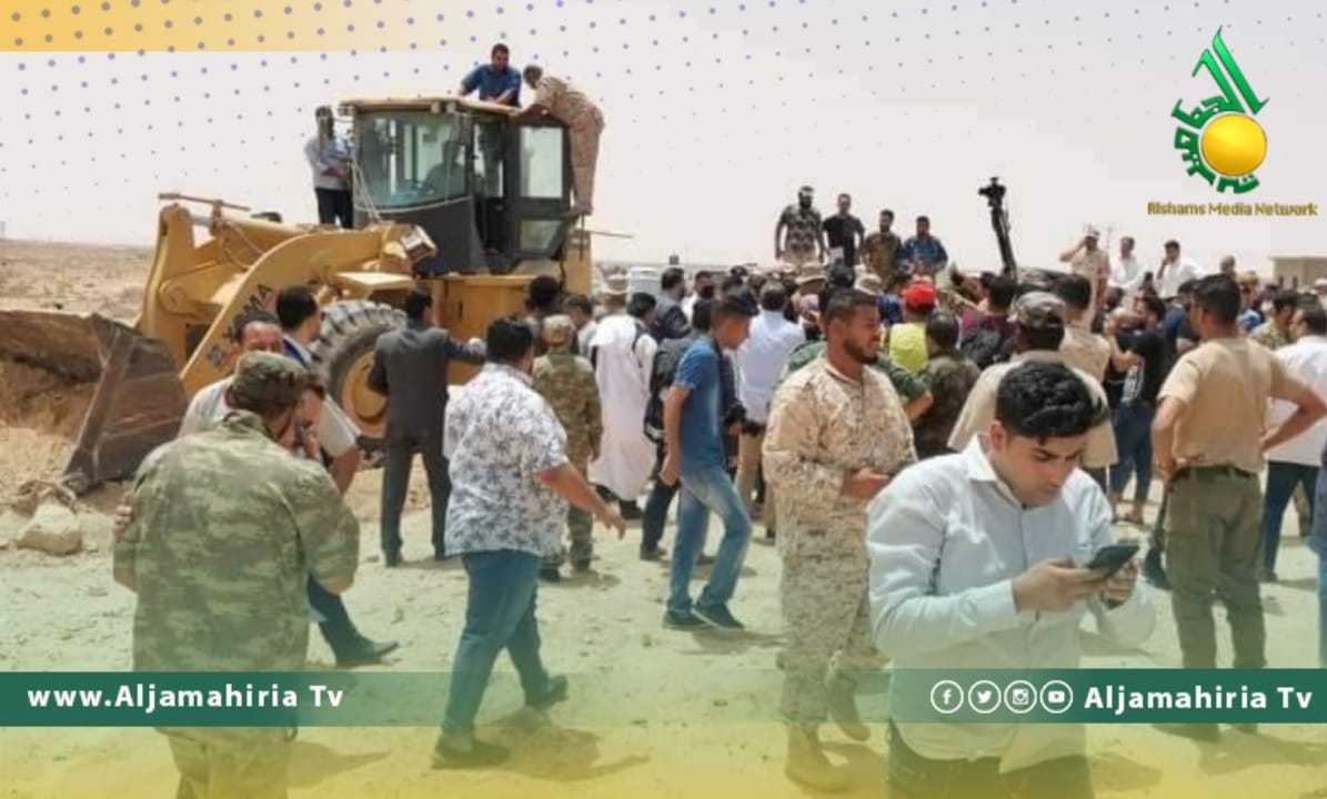 فتح الطريق الساحلي