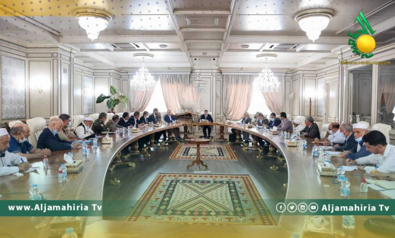 يبحث المواضيع