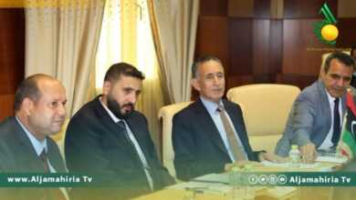 وزير الاقتصاد يبحث مع نظيره التونسي