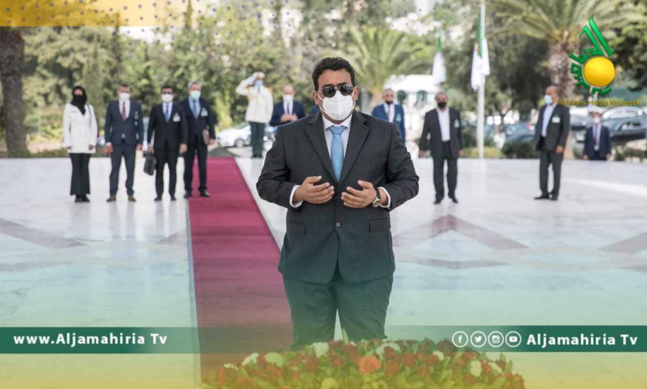 المنفي يزور الجزائر