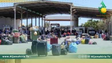 ليبيون عالقون في تونس