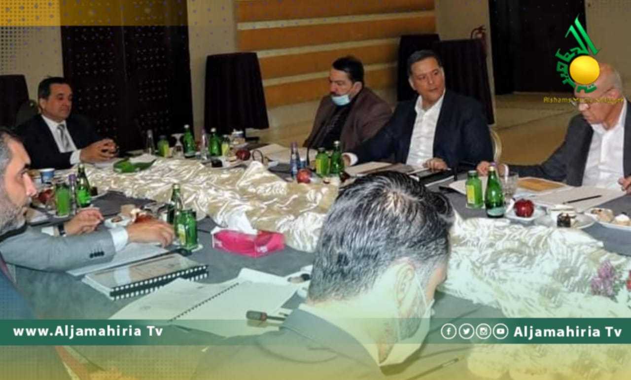 اجتماع الغويل وفريق العمل