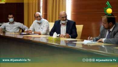 وزير الصحة يناقش وضع المرافق الصحية