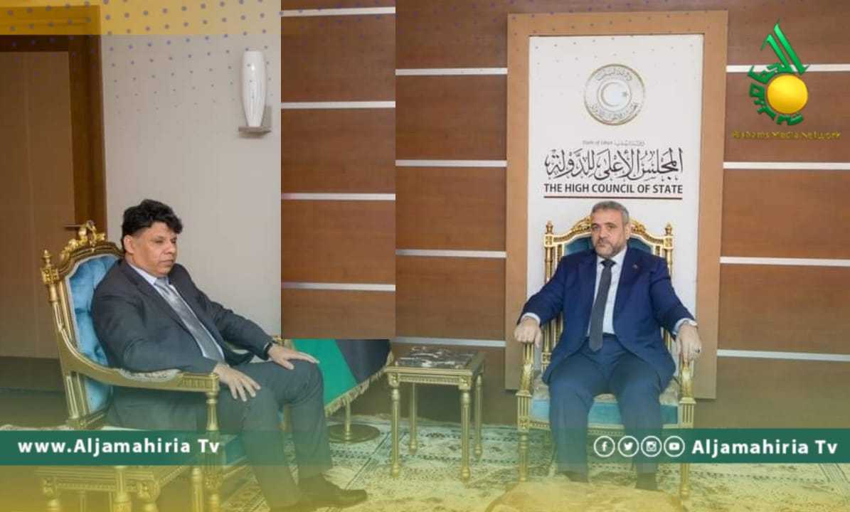 الصديق الصور والمشري