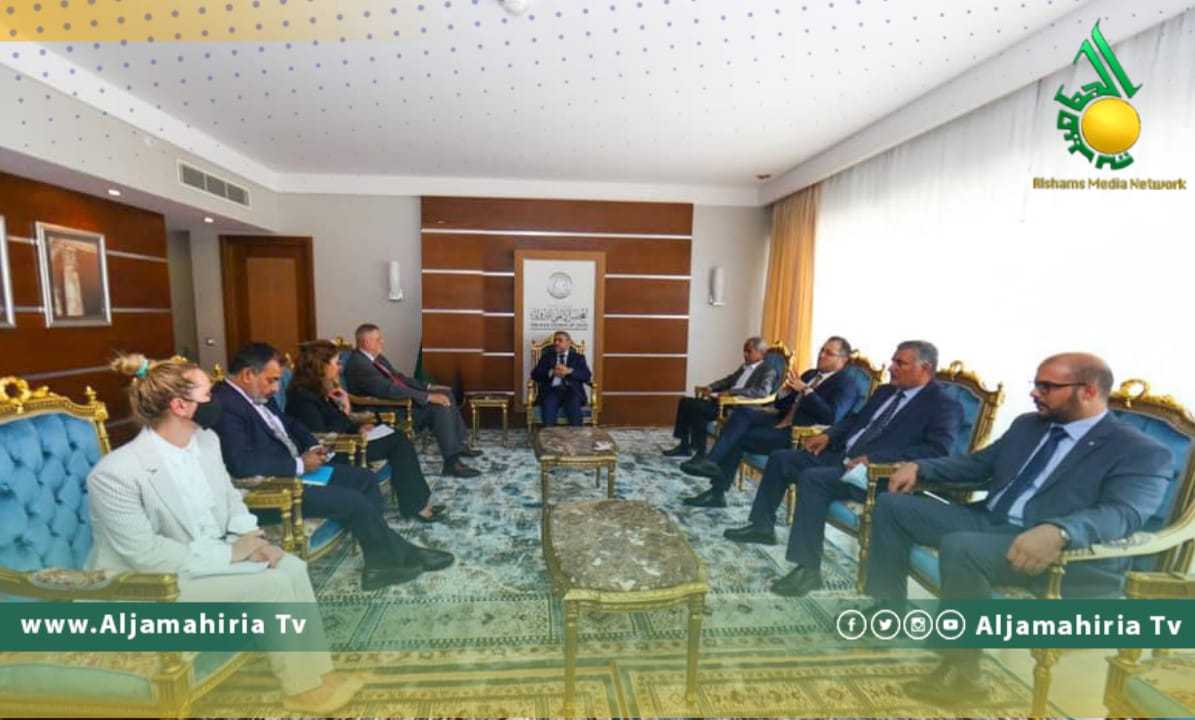 كوبيش والمشري