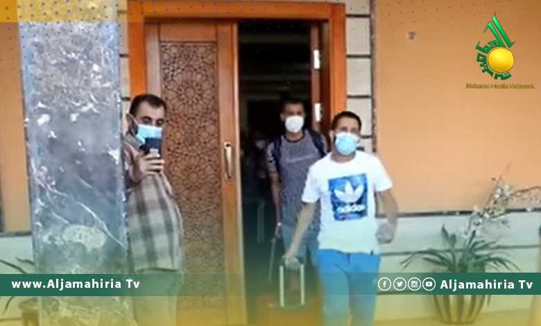 لاعبو فريق كرة القدم المصغرة