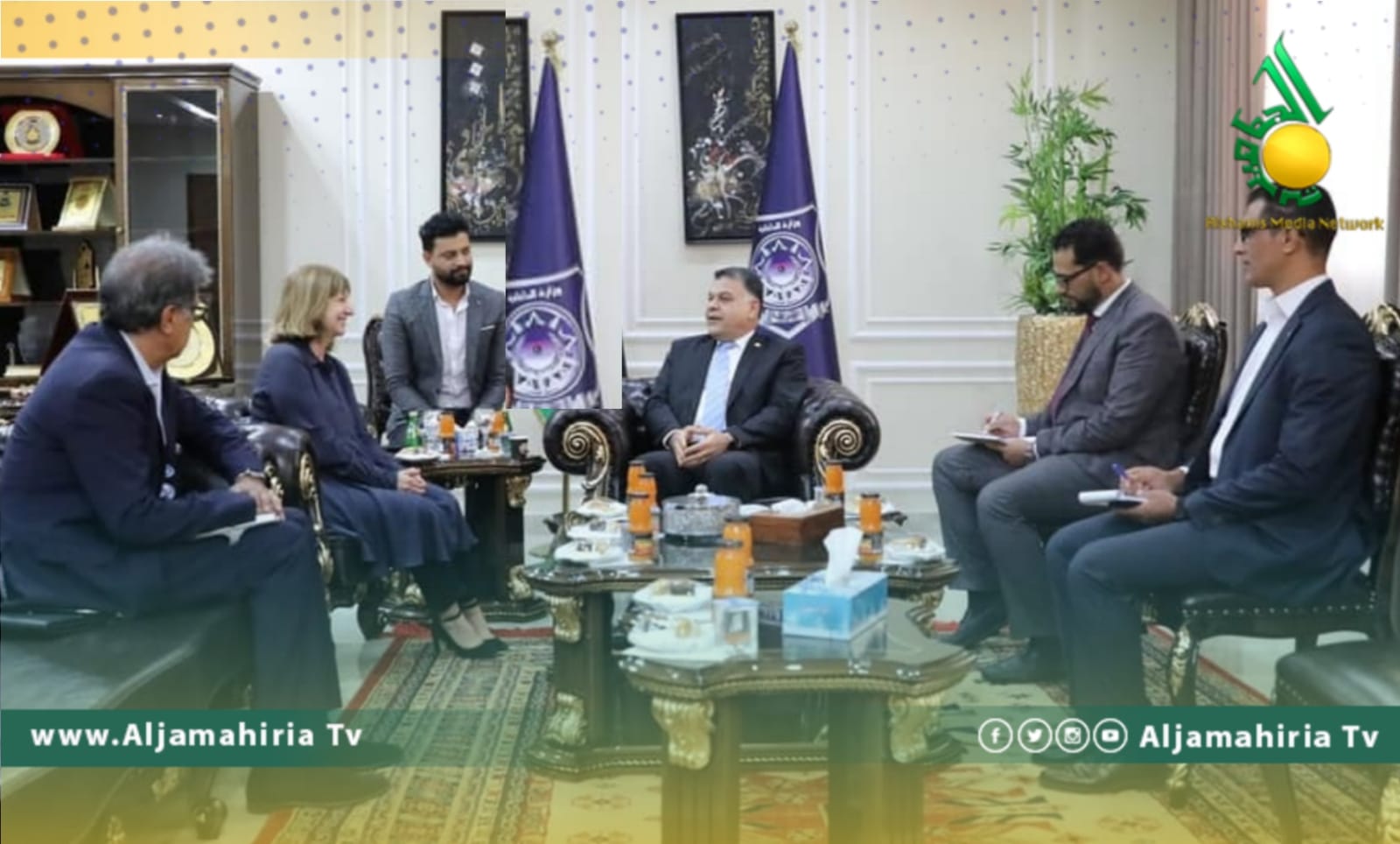 وزير الداخلية والسفيرة الفرنسية