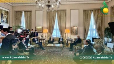 شكري واللافي