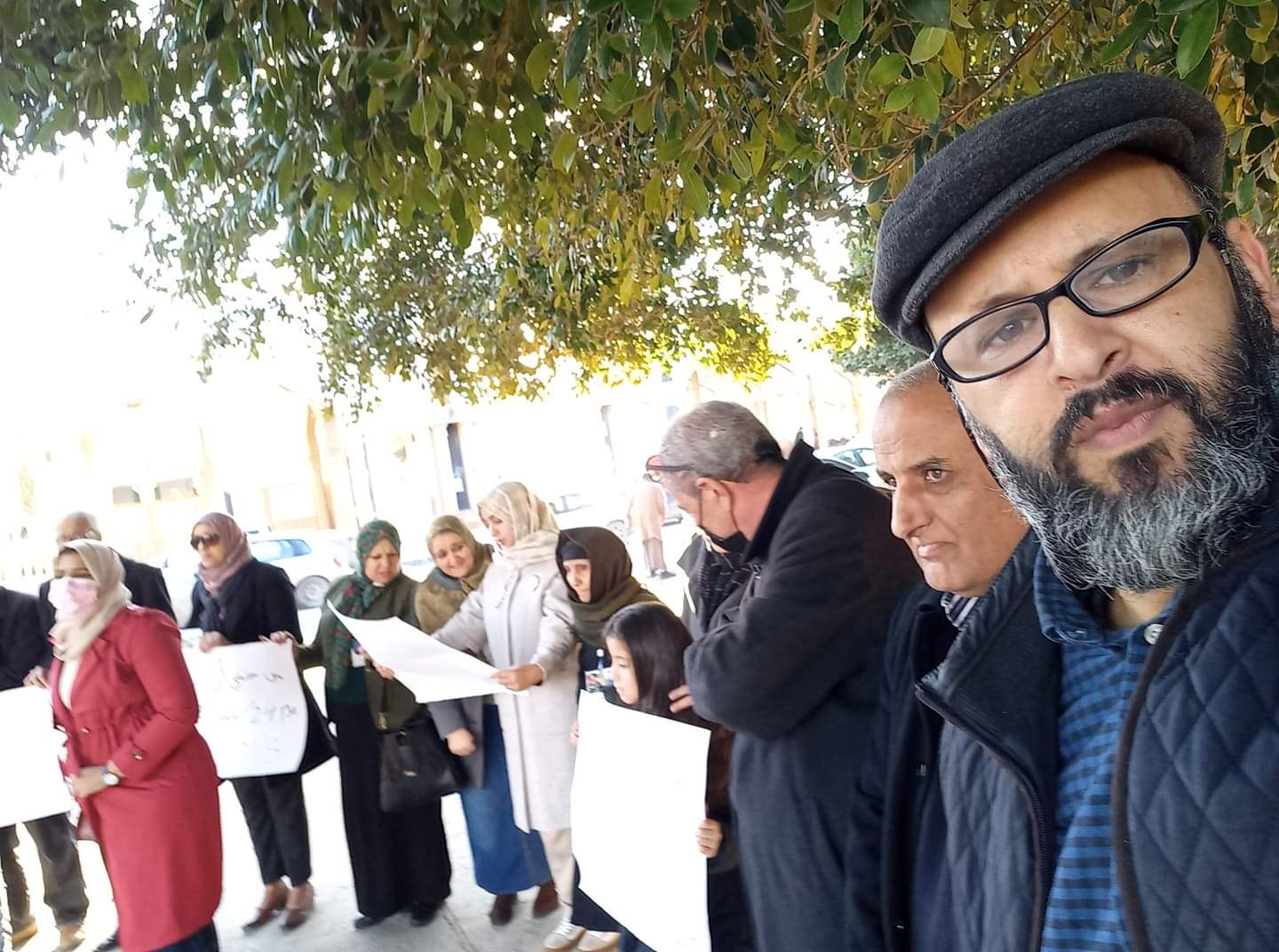 النشطاء ومرشحو البرلمان 