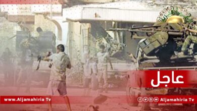 عاجل// مصادرنا: الباخرة تم تفريغها في ميناء طرابلس بالخطأ فاستولت عليها النواصى وطالبتها الردع بتسليمها