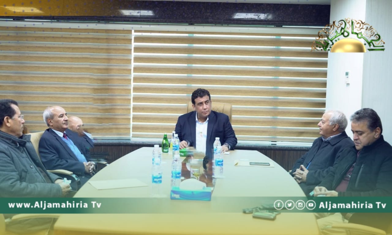 المنفي يبحث سبل إجراء الانتخابات مع نواب الدائرة الـ 12