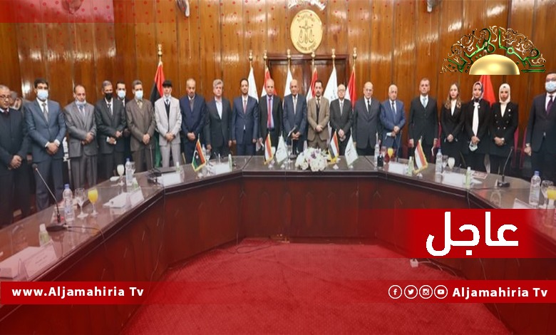 عاجل// وفد من المجلس الأعلى للقضاء يبحث مع رئيس مجلس الدولة المصري بالقاهرة تعزيـز التعـاون القانوني والقضائي