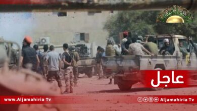 عاجل// مصادر: الاشتباكات بطريق الشط بين الردع وكتيبة النواصي لخلاف على تقسيم مجموعة من السيارات العسكرية موجودة بالميناء