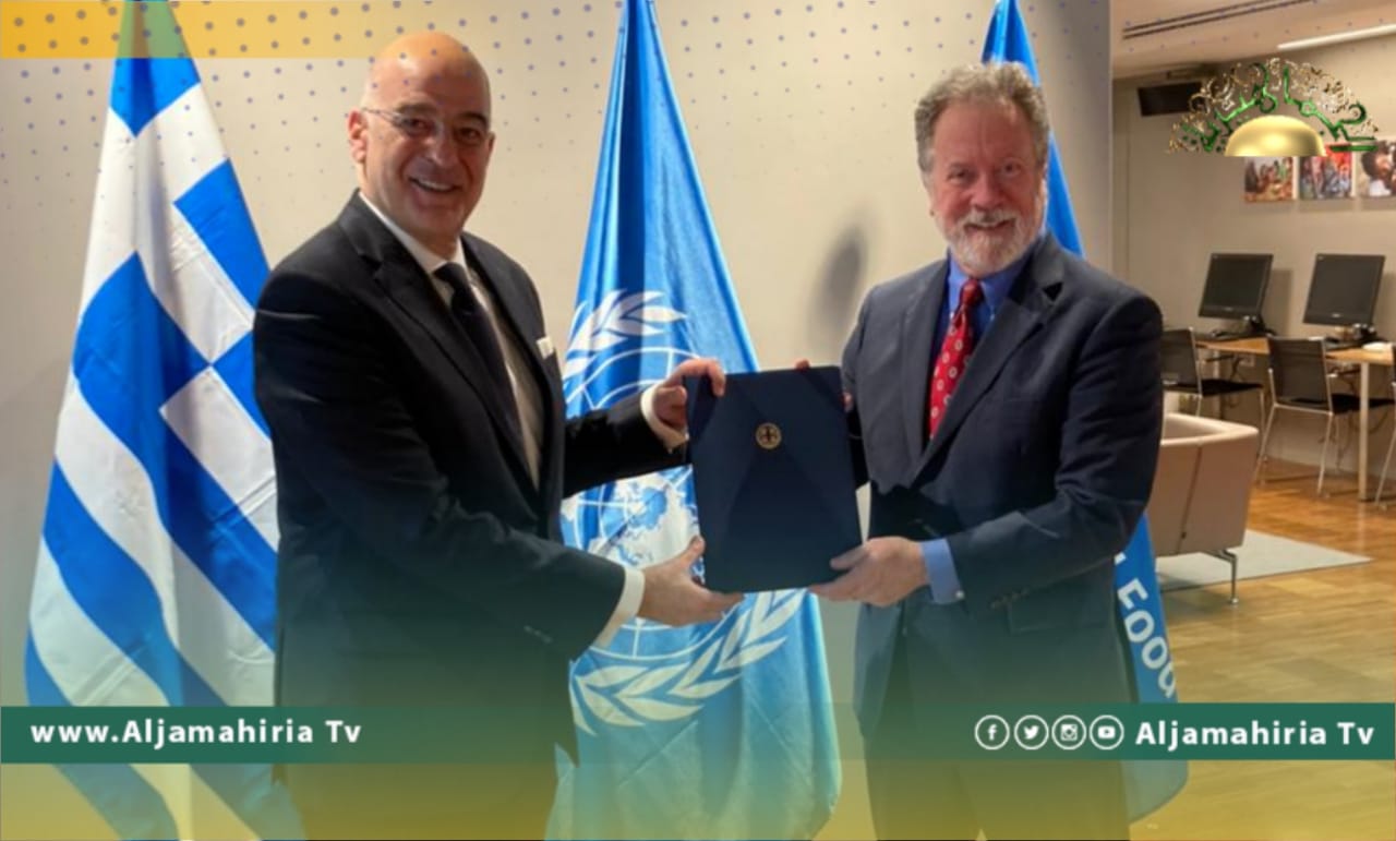 اليونان تتصدق على ليبيا بتمويل مشروع إعادة إعمار ميناء بنغازي