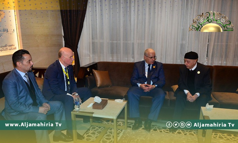 رئيس البرلمان الجزائري لعقيلة صالح: ملتزمون بمرافقة ليبيا من أجل الخروج من أزمتها