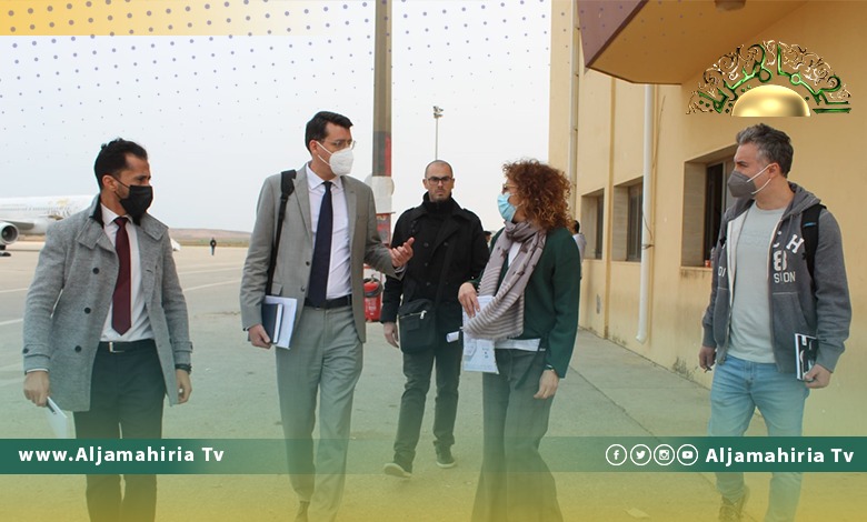 وفد يوناني يضم القنصل العام يتفقد مطار بنينا الدولي تمهيدًا لاستئناف الرحلات بين بنغازي وأثينا