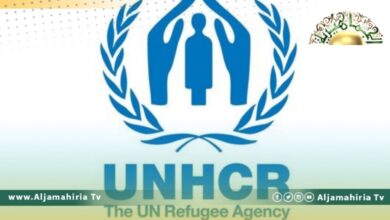 مفوضية اللاجئين تتصدق على 300 أسرة في بنغازي بمصابيح شمسية