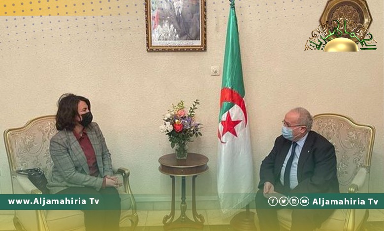 "لعمامرة" خلال لقائه المنقوش: حريصون على الدفع بمسار المصالحة الوطنية في ليبيا