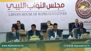 النواب يطالب المركزي بالتوقف عن صرف الأموال إلا للمرتبات