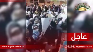 عاجل| مظاهرات في مدينة سبها احتجاجا على الإقصاء والتهميش شارك فيها الرجال والنساء وبعض الأطفال