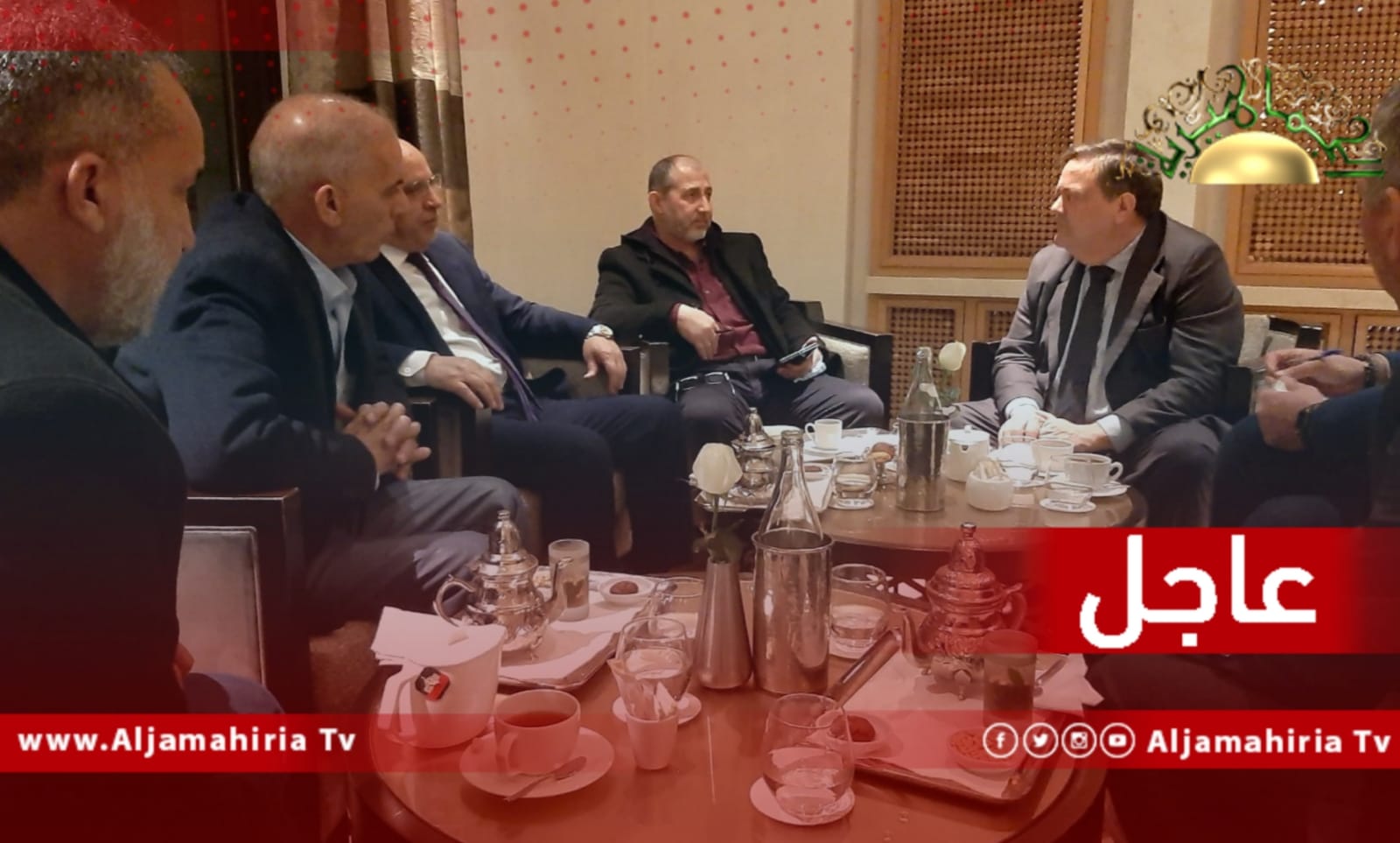 عاجل// السفير الإسباني في ليبيا يلتقي أعضاء المنطقة الغربية بلجنة 5 + 5 لبحث وجهات النظر المشتركة حول أهمية عدم تصعيد التوترات ومواصلة الجهود التي تقودها الأمم المتحدة للاستقرار والانتقال إلى الانتخابات