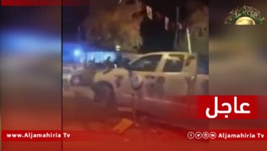 عاجل| توقعات بإعادة فتح الطريق الساحلي الخمس بعد انسحاب السيارات المسلحة من ضواحي طرابلس