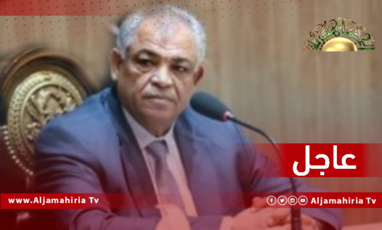 عاجل// مصادر إعلامية: تكليف حسين القطراني بتولي وزارة الزراعة والثروة الحيوانية بدلا عن حمد المريمي الذي استقال منها بحكومة الوحدة الوطنية المؤقتة