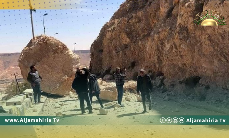 انهيار صخري على الطريق الجبلي شليوني نالوت