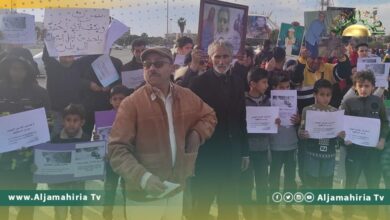 وقفة احتجاجية لأهالي سرت للمطالبة بالانتخابات والتنديد بـ "الناتو"