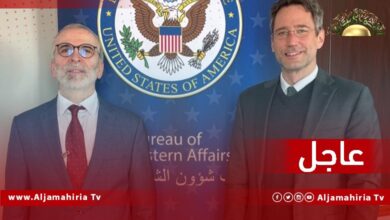 عاجل| مساعد وزير الخارجية الأمريكي جوي هود يؤكد لصنع الله دعم الولايات المتحدة لاستقلال مؤسسة النفط ويتفقان على الحاجة للاستثمار في مصادر الطاقة المتجددة