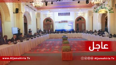 عاجل// مصادر إعلامية: انسحاب كل من شنبش ونصر مهنا اعتراضا على النقاش المتداول بين لجنتي النواب والدولة