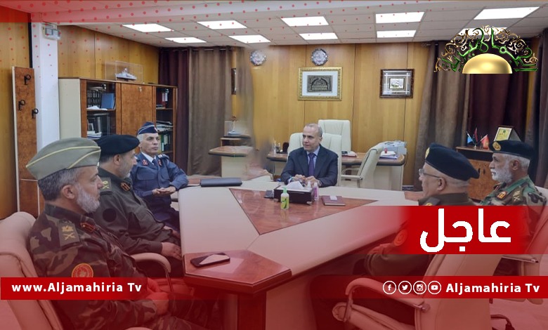 عاجل// اللافي يؤكد على استمرار دعم المجلس الرئاسي لعمل اللجنة العسكرية المشتركة 5+5 من أجل إنجاز المهام الموكلة إليها