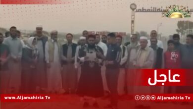 أهالي الزويتينة وماجاورها يعلنون وقف تصدير النفط من الميناء والحقول