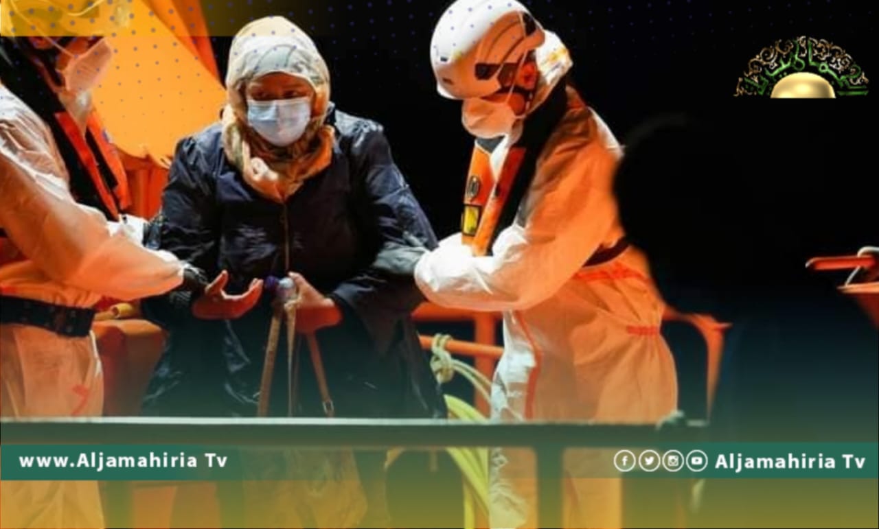 أطباء بلا حدود: سمح لـ 113 مهاجرا بالنزول في سفينة بعد إنقاذهم بـ 13 يوما
