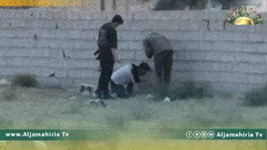 إصابة عامل أفريقي بشظايا لغم انفجر في منطقة الأحياء البرية