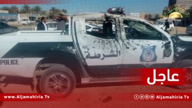 عاجل| مصادر: إصابة عنصر أمن وسيارة شرطة بقذيفة R B G في زليتن من قبل عصابة تقود سيارة تويوتا مصفحة أثناء محاولة سرقة معرض سيارات