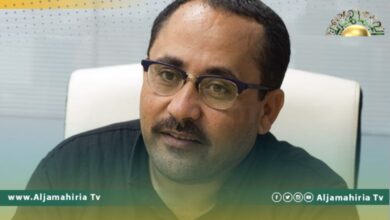 رشوان يتهم صنع الله بتقديم مفتاح النفط الليبي للولايات المتحدة مقابل دعمه