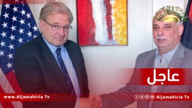 عاجل// السفير الأمريكي نورلاند يلتقي في تونس محمد التريكي أول قنصل عام لليبيا في هيوستن ويعتبر تعيينه هامًا لدعم تعزيز العلاقات الاقتصادية الأمريكية - الليبية