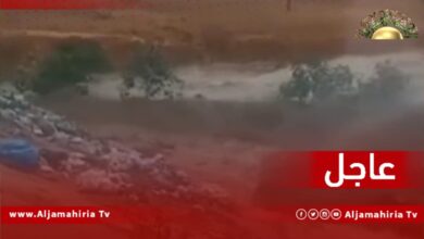 عاجل| أمطار غزيرة في ترهونة وبرد يؤدي إلى جريان الأودية