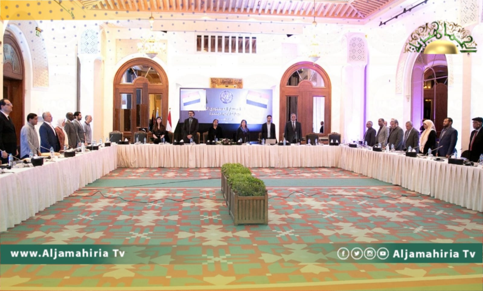 محلل سياسي: 57 مادة دستورية لم تحسم بعد في اجتماعات المسار الدستوري بالقاهرة وبها جوهر الخلاف