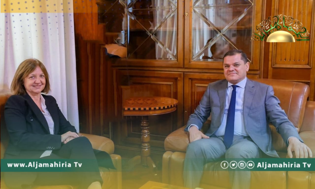 الدبيبة للسفيرة الفرنسية: الخيار الوحيد للحكومة هو إجراء الانتخابات