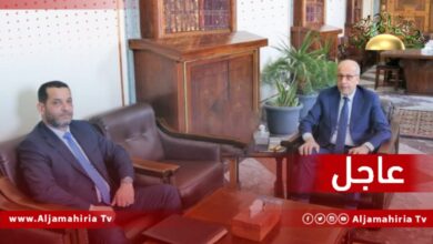 عاجل// لقاء محافظ مصرف ليبيا المركزي مع رئيس مصلحة الأحوال المدنية بحث ضمان وجود قاعدة بيانات سليمة