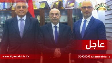 عاجل// رئيس مجلس النواب عقيلة صالح يلتقي كل من السفير الإيطالي جوزيبي بوتشينو ومبعوث الخارجية الإيطالية نيكولا أورنلادو